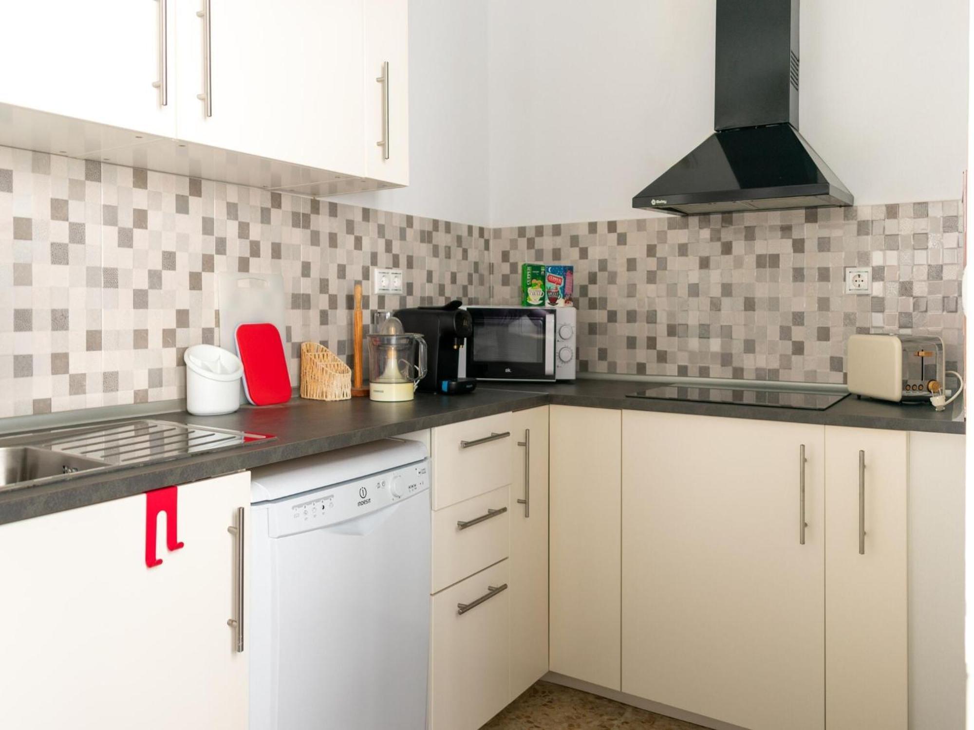 Cosy Holiday Home With Sea-View カディス エクステリア 写真